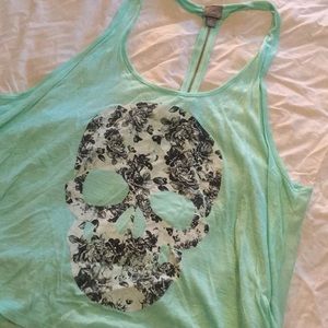 Mint skull tank